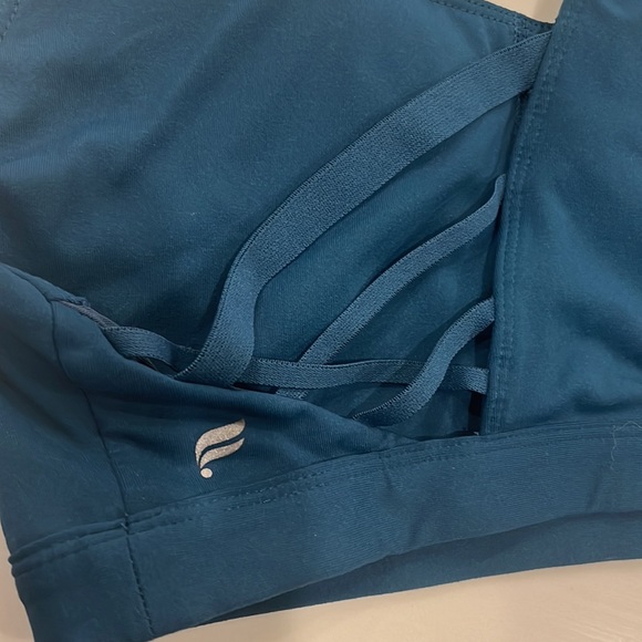 Fabletics TEAL Bra (M) - Picture 2 of 3